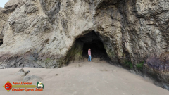 Bandon-OR-Beaches-Sea-Stacks-Caves-Wizards-Hat-Paulette-Pocket3-01-20-2024_000608_05