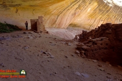 Bears-Ears-Comb-Ridge-Monarch-Cave-Anasazi-Ruins-Pocket2-mpv-shot0008