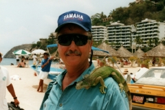 La_Jolla_Mismaloya_Pat_Iguana_6_1997