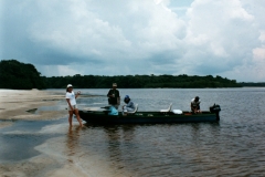 Rio_Negro_Guide_Boat_Beach_Lunch