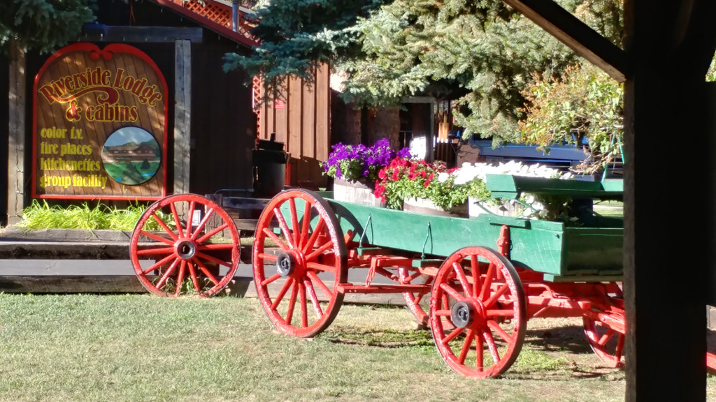 Red_River_Bluegrass_Festival_2018_Riverside_Lodge