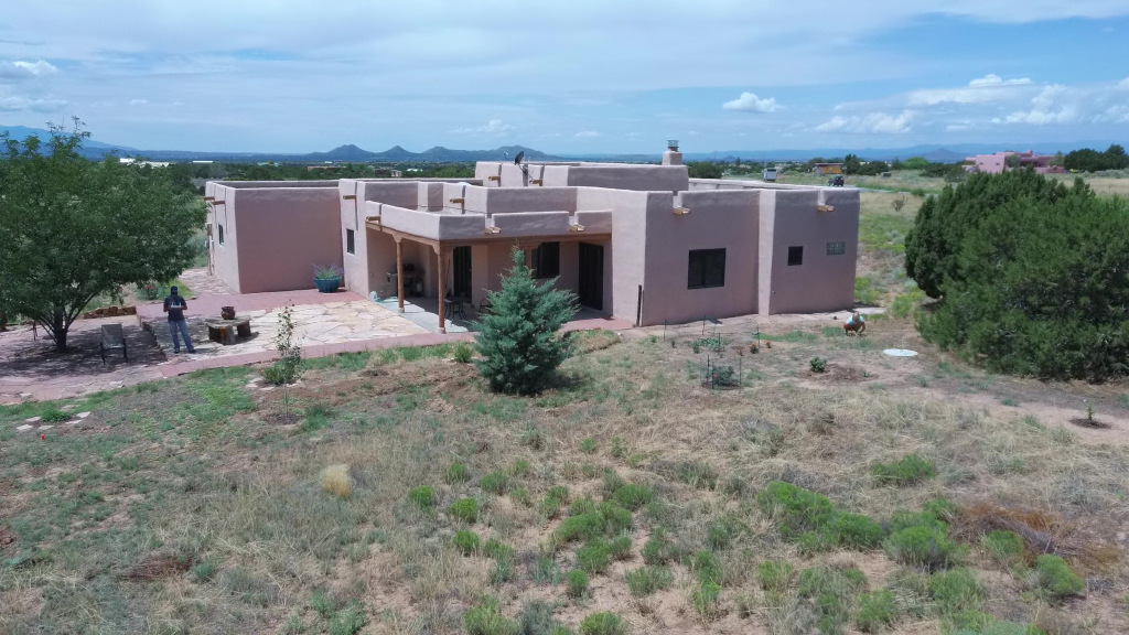 Casa Santa Fe Fimi X8 SE Waypoint Rt. 1 40ft. 10mph