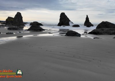 Bandon Sea Stacks and Beach Caves Pocket 3