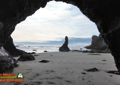 Bandon Sea Stacks and Beach Caves Pocket 3